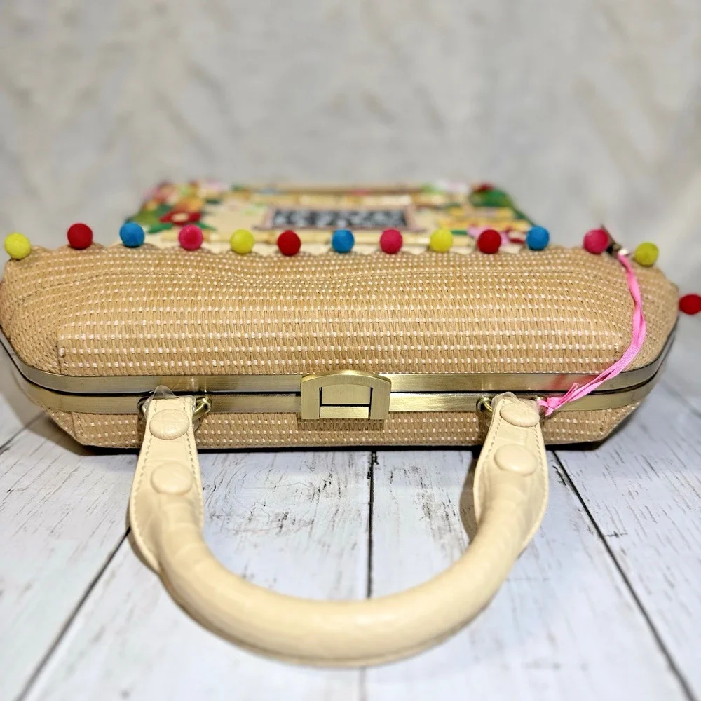 NWT Vendula Tiki Bar Grab Bag Rare Retired Beige 9"x11" Straw Crossbody Vegan - Picture 4 of 16